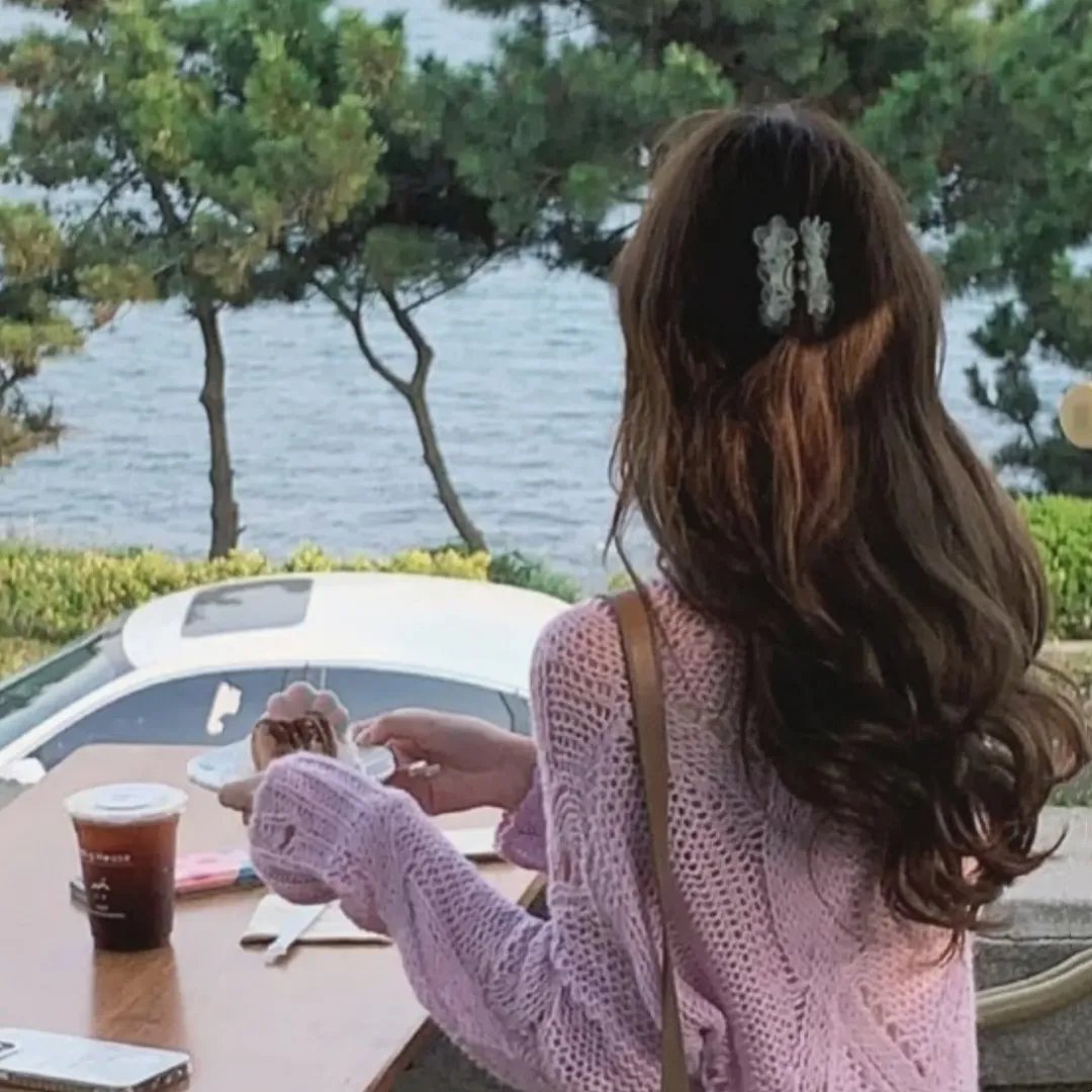 我们何不引吭高歌？